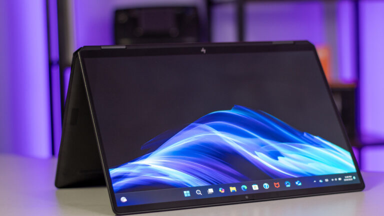 HP Luncurkan OmniBook Ultra Flip 14: Laptop Premium dengan Intel Lunar Lake