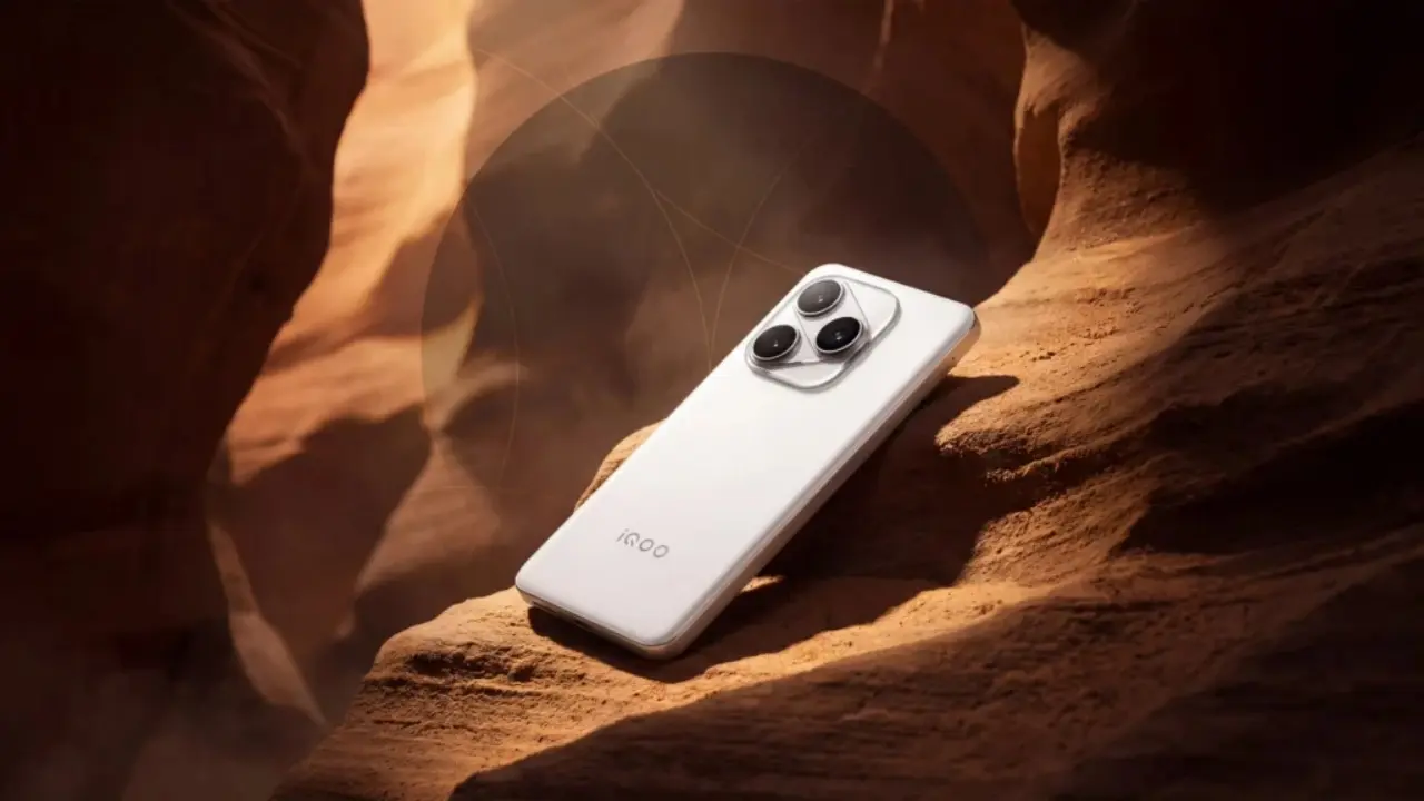 Lima Brand Ramaikan Hp Flagship September 2026 Apple Hingga Iqoo Bawa Kamera 200 Mp Dan Chip Generasi Baru